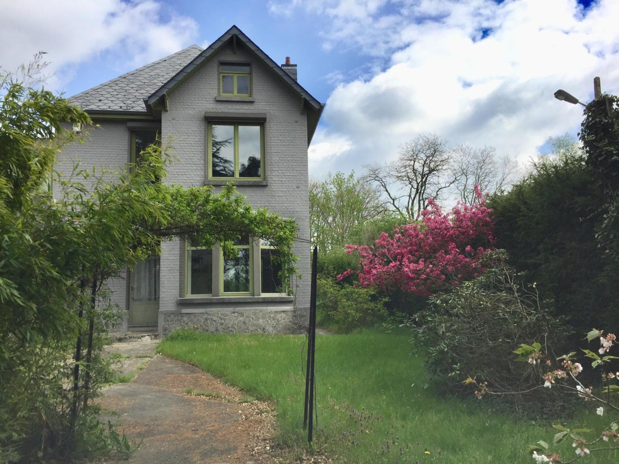 Charmante Villa Des Annees 30 Braine-l'Alleud Ngoại thất bức ảnh